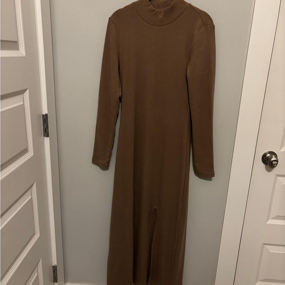 Z Supply Brown Long Sleeve Maxi Ribbed Sweater Dress